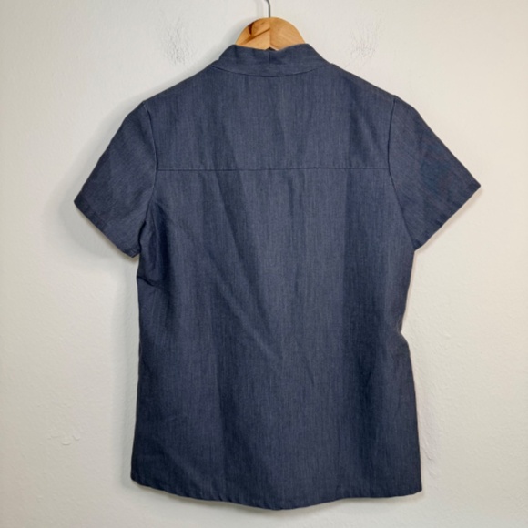FIGS Scrubs Top Women's XS Grey Hospital Nurse Performance - Picture 5 of 5